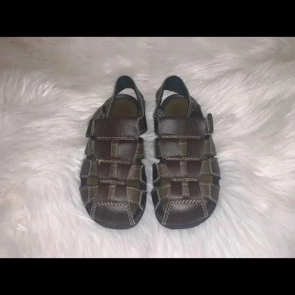 Smart fit kids shoes